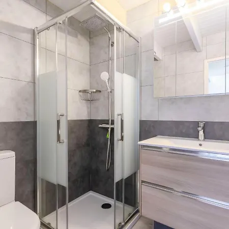 Holiday home Holiday Le Hameau Du Phare By Interhome *